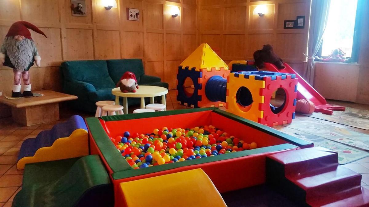 Antico Albergo Stella D'Italia Folgaria Exteriér fotografie